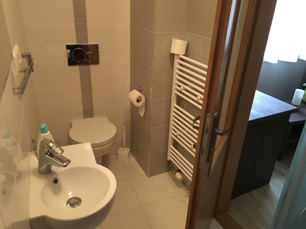 Pikolo - Izby Na Prenajom Nové Mesto nad Váhom Exterior foto